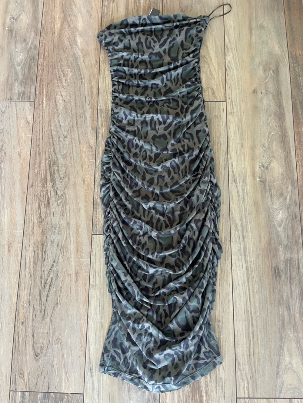 Steve Madden strapless Green Leopard print Mesh Ruched Bodycon Midi dress size S